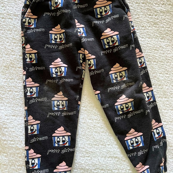 Hugo loves Tiki cupcakes jogger - Picture 4 of 4